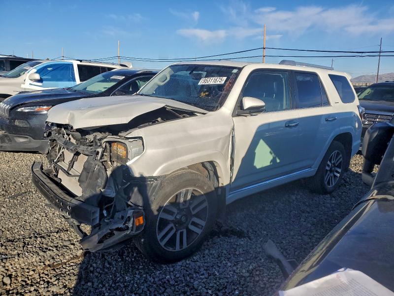 TOYOTA 4RUNNER SR 2014 with VIN JTEBU5JR6E5196216 - Photo from auction