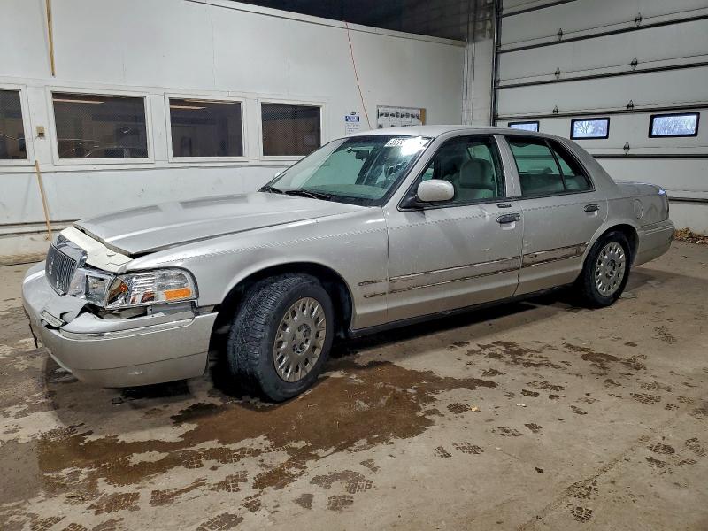 Photo 1 from auction – 2003 MERCURY GRAND MARQ with VIN 2MEFM74W23X699576