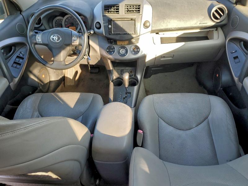 Photo 8 from auction – 2007 TOYOTA RAV4 LIMIT with VIN JTMBD31V275112191