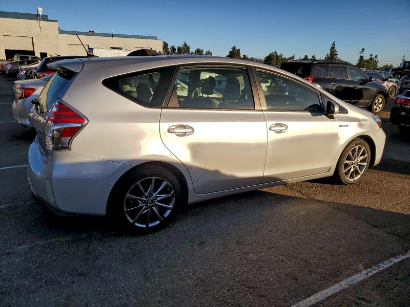 Photo 3 from auction – 2016 TOYOTA PRIUS V with VIN JTDZN3EU9GJ045111