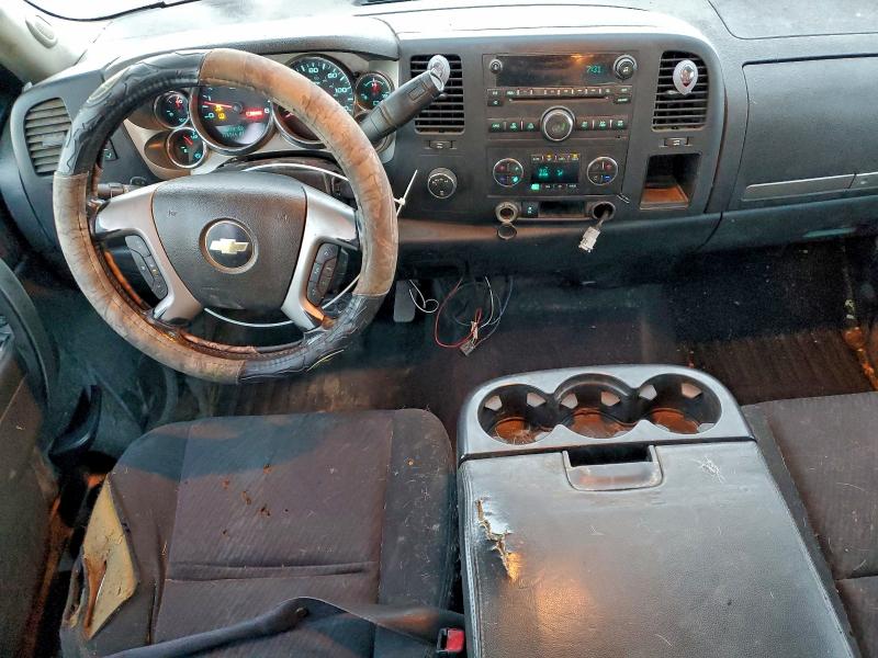 Photo 8 from auction – 2012 CHEVROLET 1500 with VIN 1GCRKSE79CZ348558