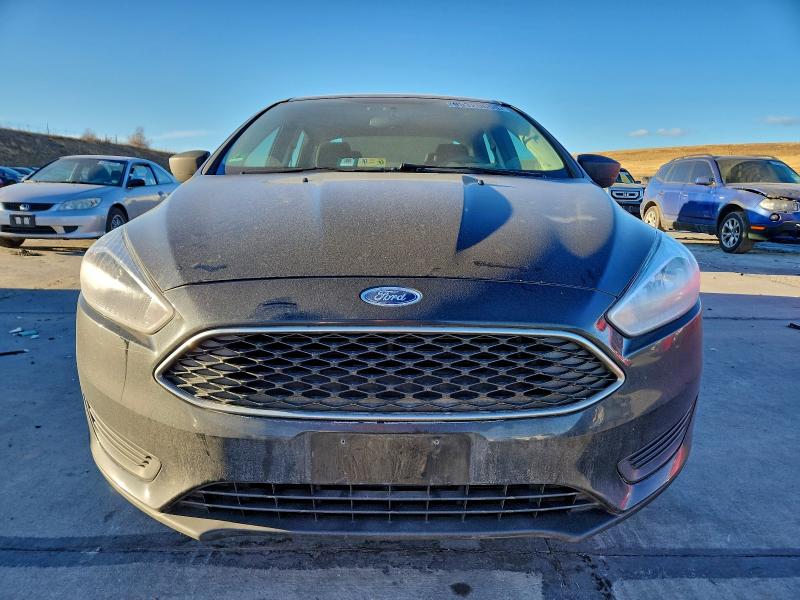 Photo 5 from auction – 2016 FORD FOCUS S with VIN 1FADP3E24GL385957