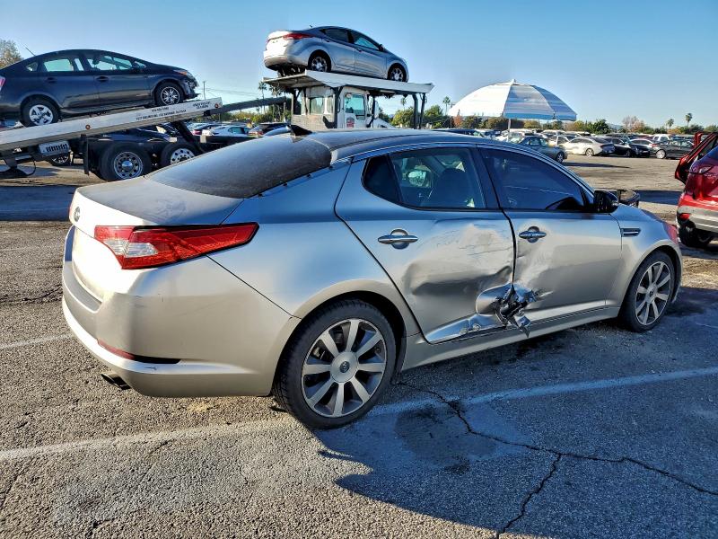 Photo 3 from auction – 2013 KIA OPTIMA SX with VIN 5XXGR4A65DG152830