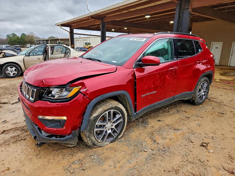 JEEP COMPASS LA 2019 with VIN 3C4NJCBB1KT636273 - Photo from auction