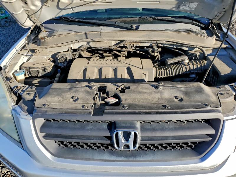 Photo 12 from auction – 2005 HONDA PILOT EXL with VIN 2HKYF18735H548657