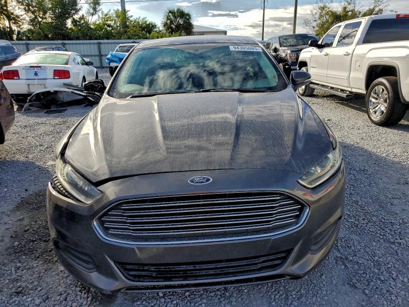 Photo 5 from auction – 2015 FORD FUSION SE with VIN 3FA6P0LU3FR202401
