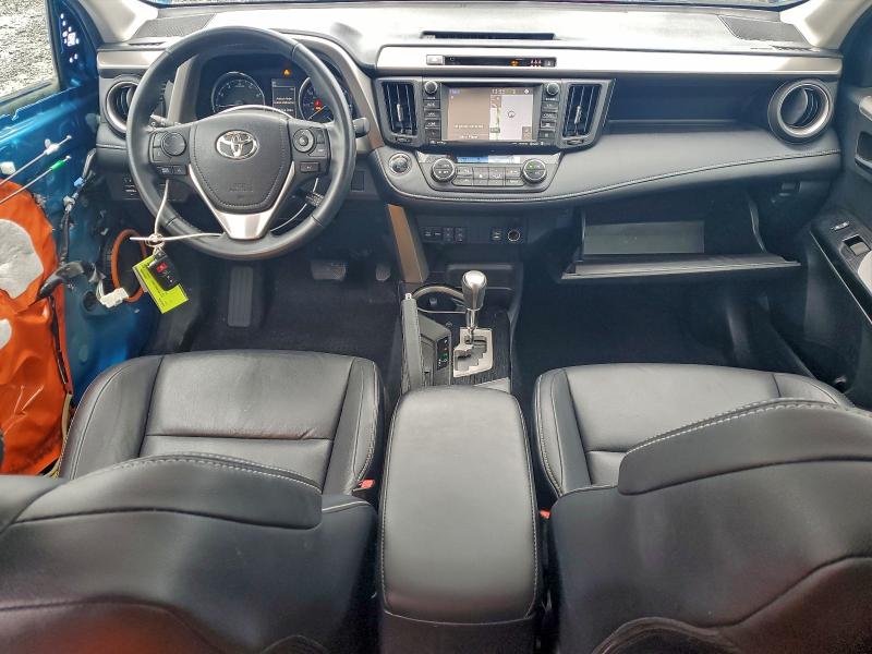 Photo 8 from auction – 2018 TOYOTA RAV4 LIMIT with VIN 2T3DFREV9JW768288