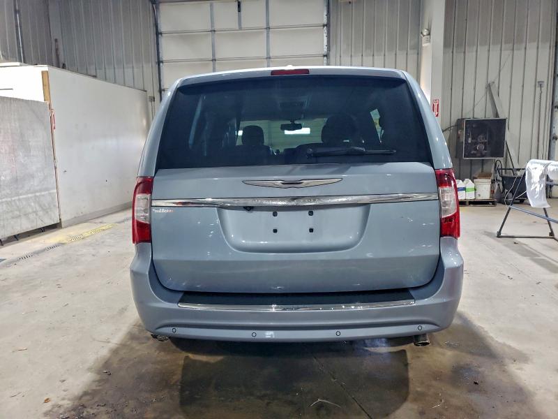 Photo 6 from auction – 2013 CHRYSLER TOWN & COU with VIN 2C4RC1CG1DR684565