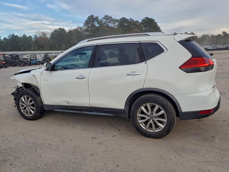 Photo 2 from auction – 2017 NISS ROGUE with VIN JN8AT2MT5HW149075