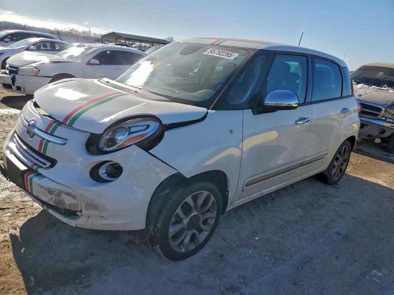 FIAT 500L LOUNG 2017 with VIN ZFBCFACH2HZ039332 - Photo from auction