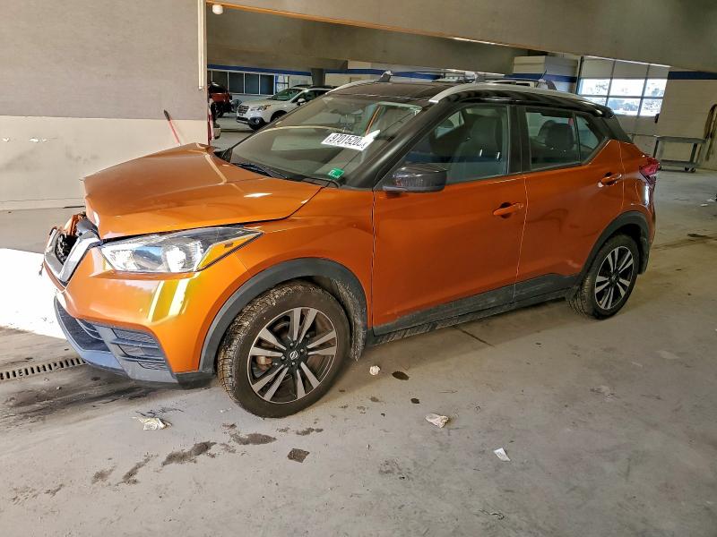 NISSAN KICKS S 2019 with VIN 3N1CP5CU3KL530718 - Photo from auction