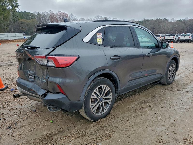 Photo 3 from auction – 2020 FORD ESCAPE SEL with VIN 1FMCU9H61LUA44113