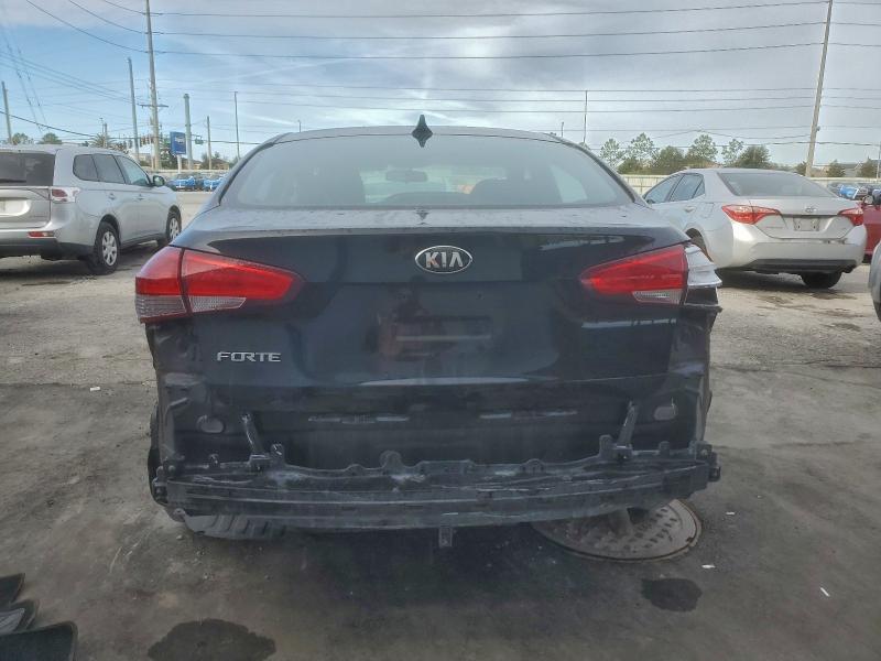 Photo 6 from auction – 2017 KIA FORTE with VIN 3KPFK4A70HE134016