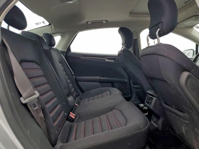 Photo 10 from auction – 2013 FORD FUSION SE with VIN 3FA6P0HR2DR137039