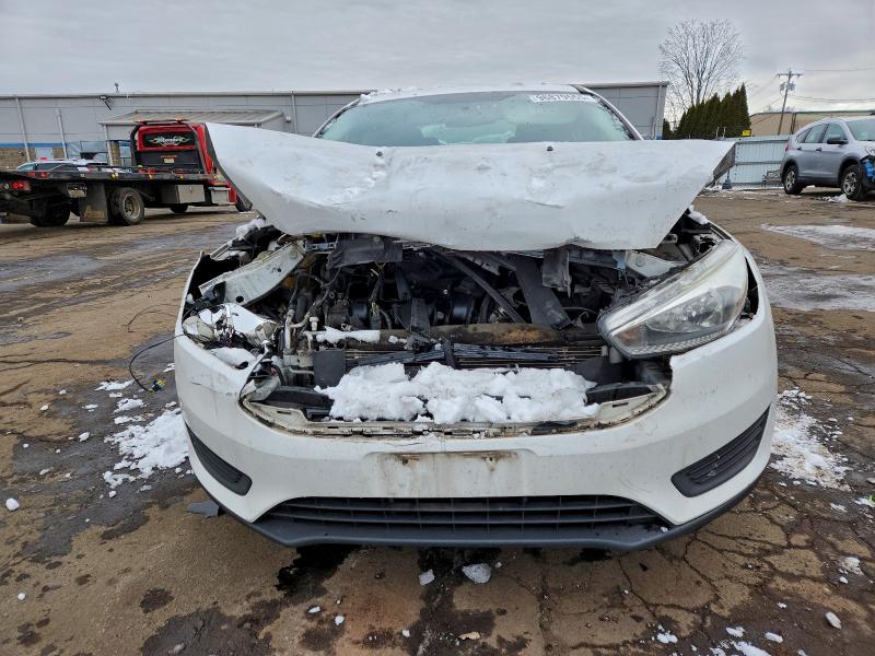 Photo 5 from auction – 2015 FORD FOCUS S with VIN 1FADP3E28FL285469