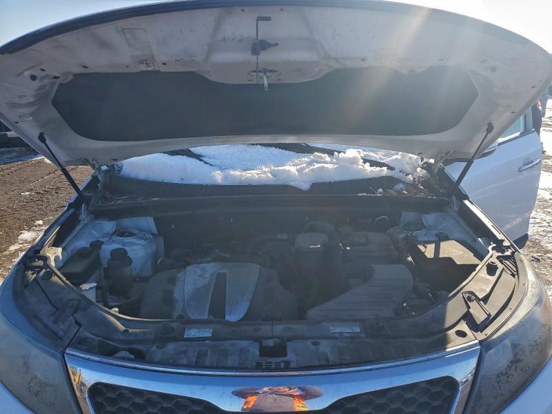 Photo 12 from auction – 2011 KIA SORENTO EX with VIN 5XYKUDA23BG123597
