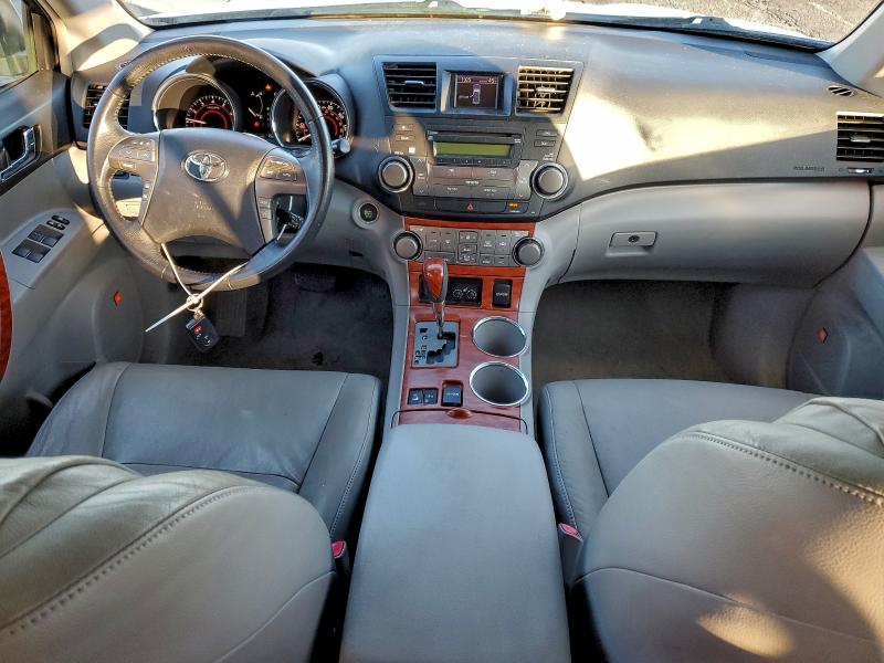 Photo 8 from auction – 2008 TOYOTA HIGHLANDER with VIN JTEES42A882020442