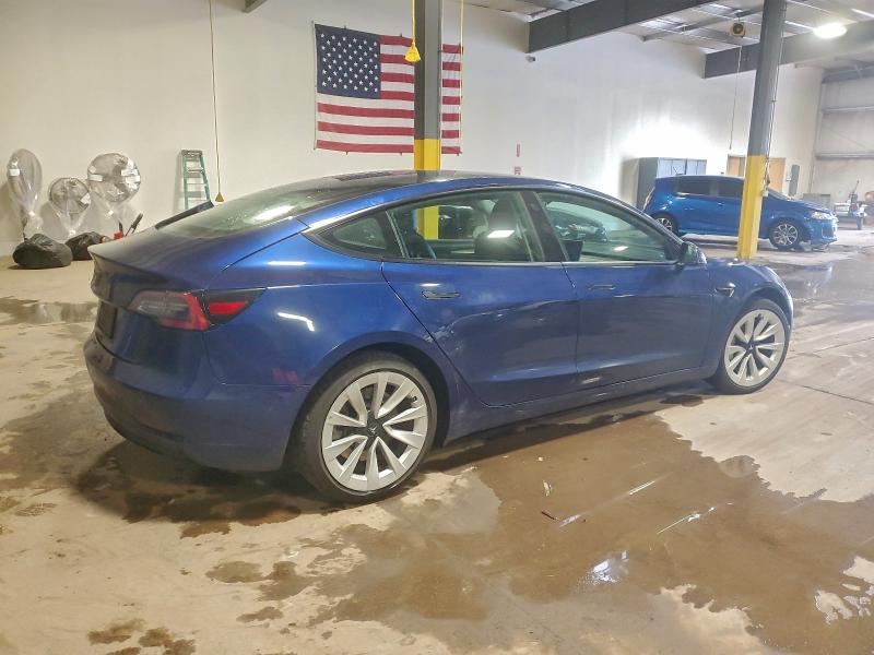 Photo 3 from auction – 2022 TESLA MODEL 3 with VIN 5YJ3E1EA5NF371573