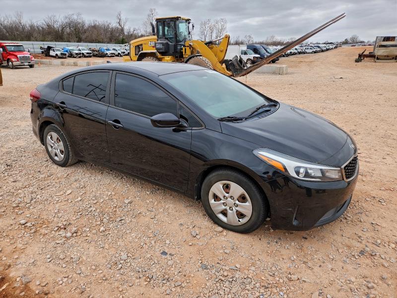 Photo 4 from auction – 2017 KIA FORTE with VIN 3KPFL4A70HE114815