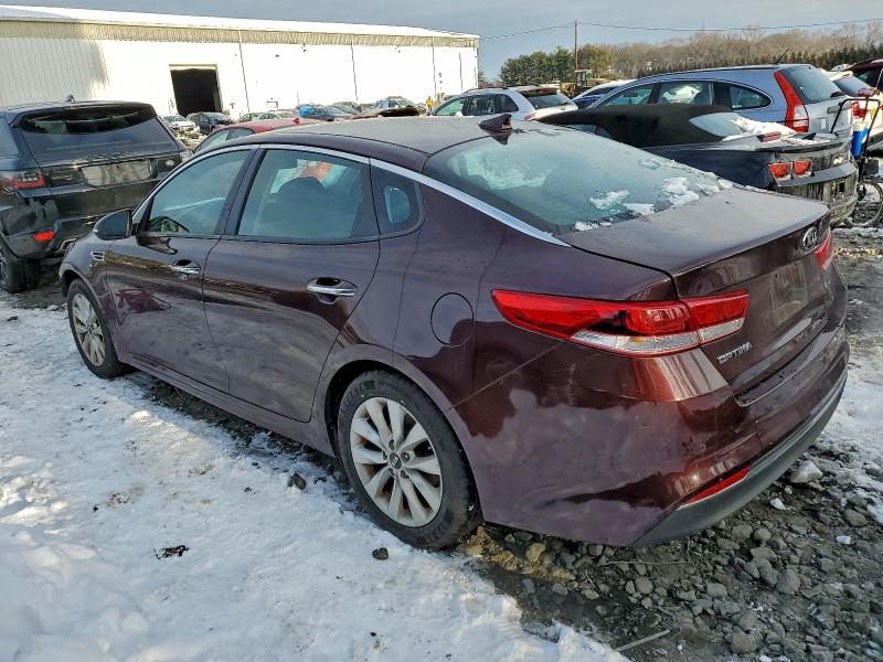 Photo 2 from auction – 2018 KIA OPTIMA LX with VIN 5XXGT4L33JG260184