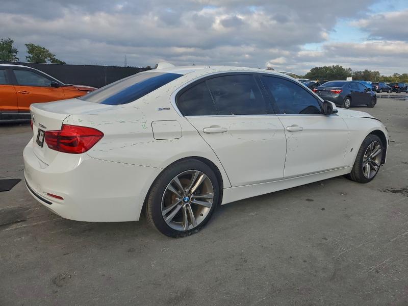 Photo 3 from auction – 2018 BMW 330E with VIN WBA8E1C51JA171656