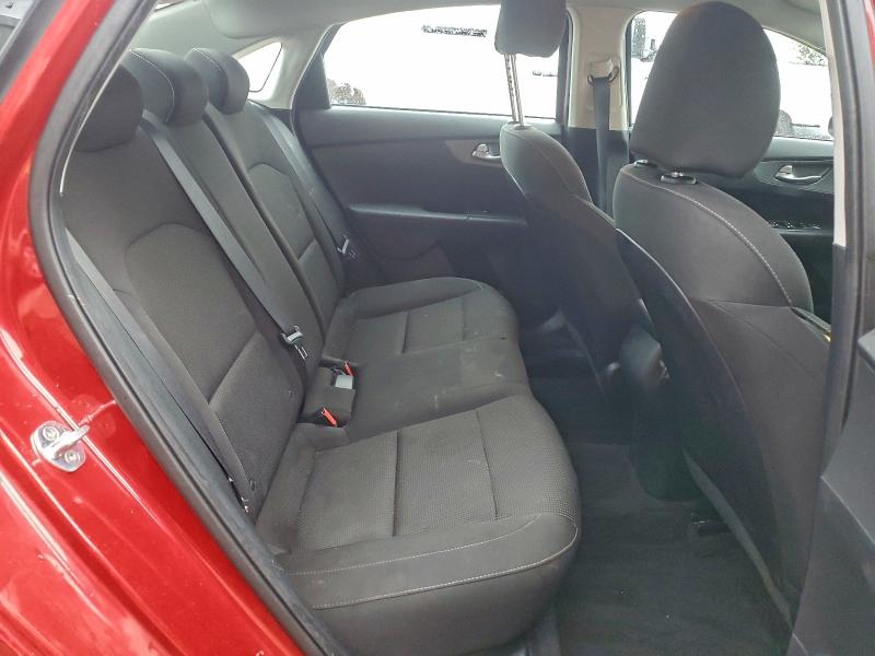 Photo 10 from auction – 2021 KIA FORTE FE with VIN 3KPF24AD6ME373912