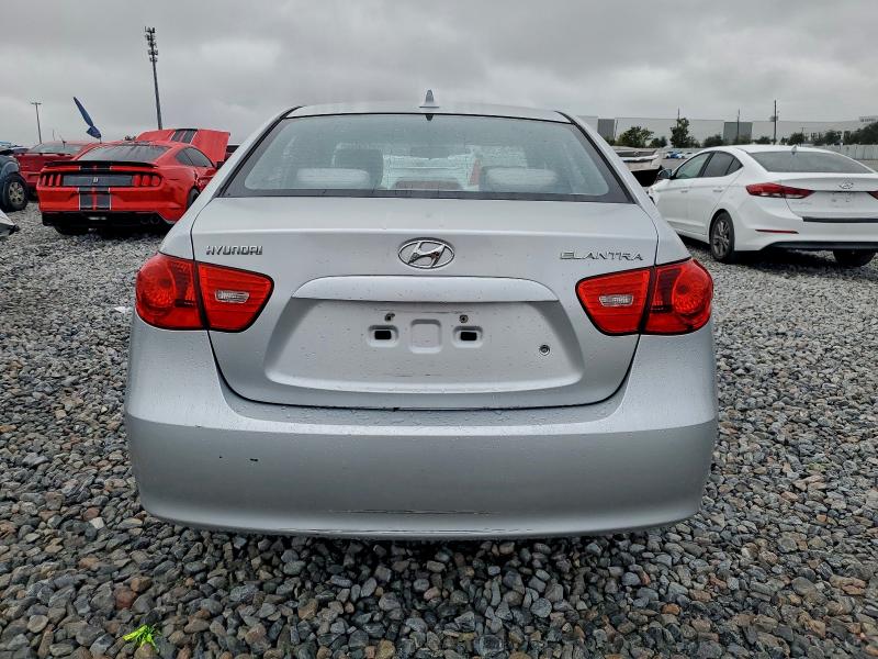 Zdjęcie 6 z aukcji – 2009 HYUNDAI ELANTRA GL z VIN KMHDU46D69U725790