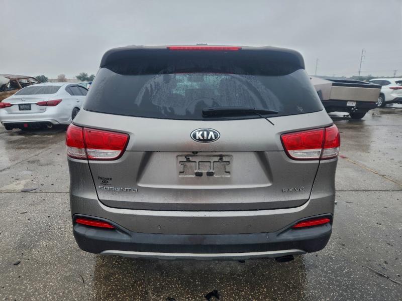 Photo 6 from auction – 2016 KIA SORENTO EX with VIN 5XYPH4A54GG147709