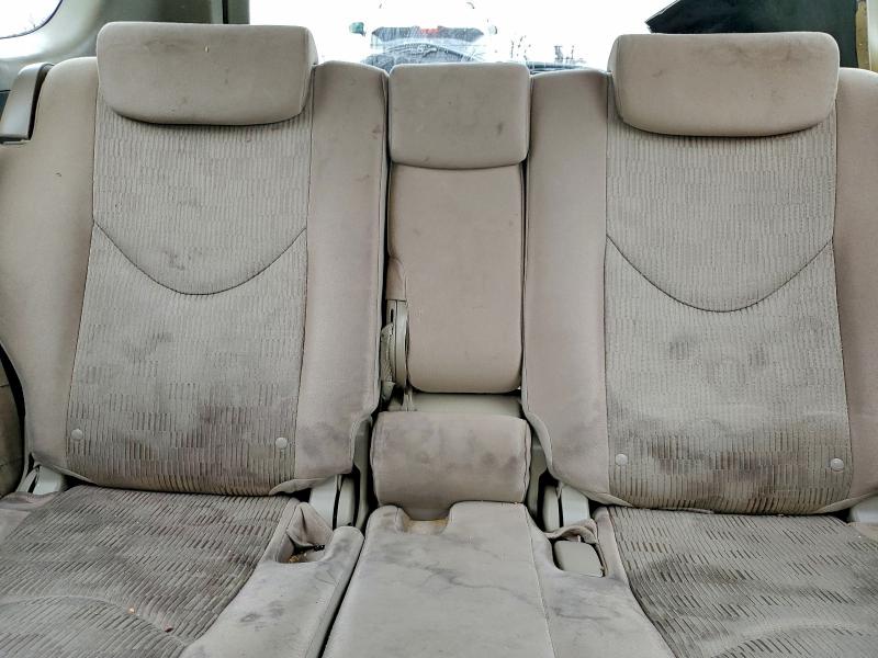 Photo 10 from auction – 2010 TOYOTA RAV4 with VIN JTMBF4DV7AD027355