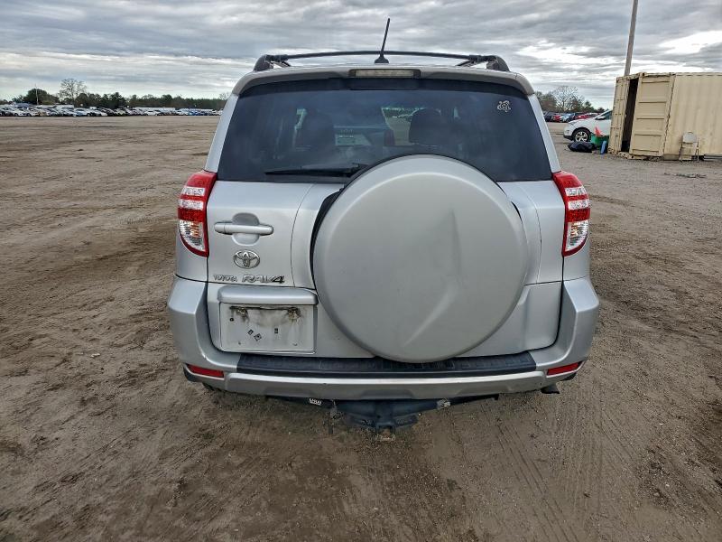 Photo 6 from auction – 2009 TOYOTA RAV4 with VIN JTMZF33V49D008462