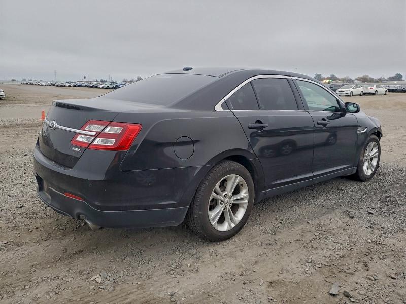 Photo 3 from auction – 2013 FORD TAURUS with VIN 1FAHP2E82DG230599