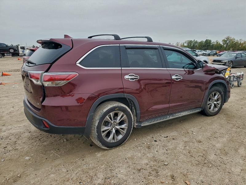 Photo 3 from auction – 2016 TOYOTA HIGHLANDER with VIN 5TDZKRFH2GS182360