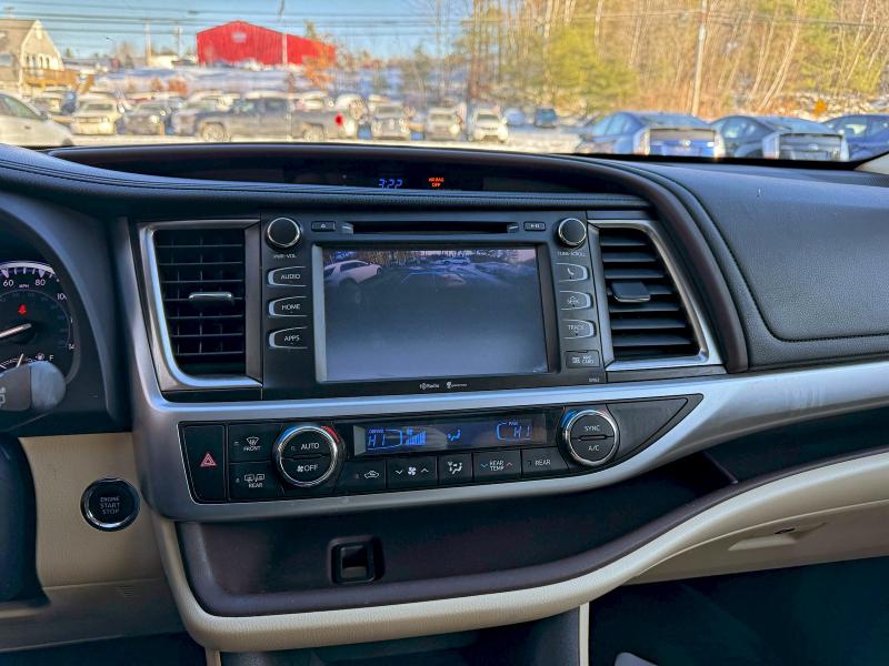 Photo 9 from auction – 2014 TOYOTA HIGHLANDER with VIN 5TDJKRFH3ES032123
