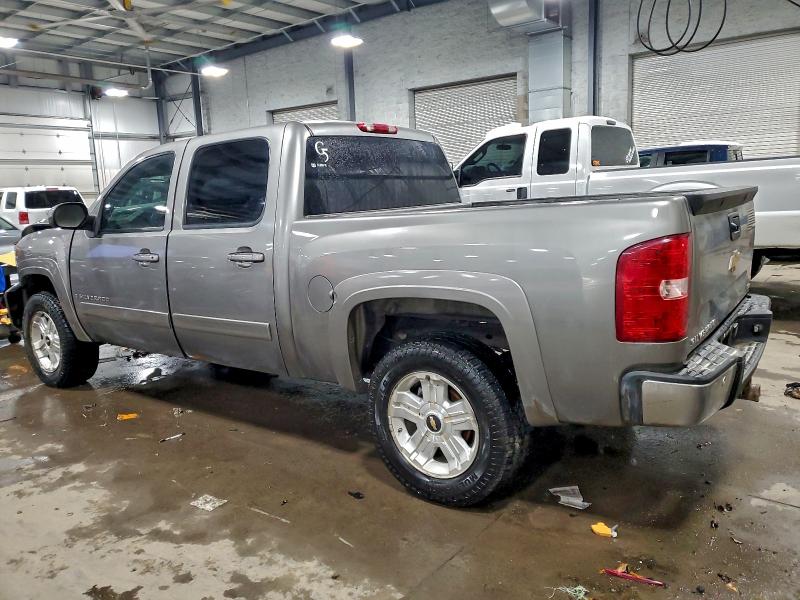 Photo 2 from auction – 2007 CHEVROLET SILVERADO with VIN 2GCEK13M871536326
