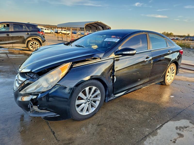 HYUNDAI SONATA 2014 with VIN 5NPEC4ACXEH915705 - Photo from auction