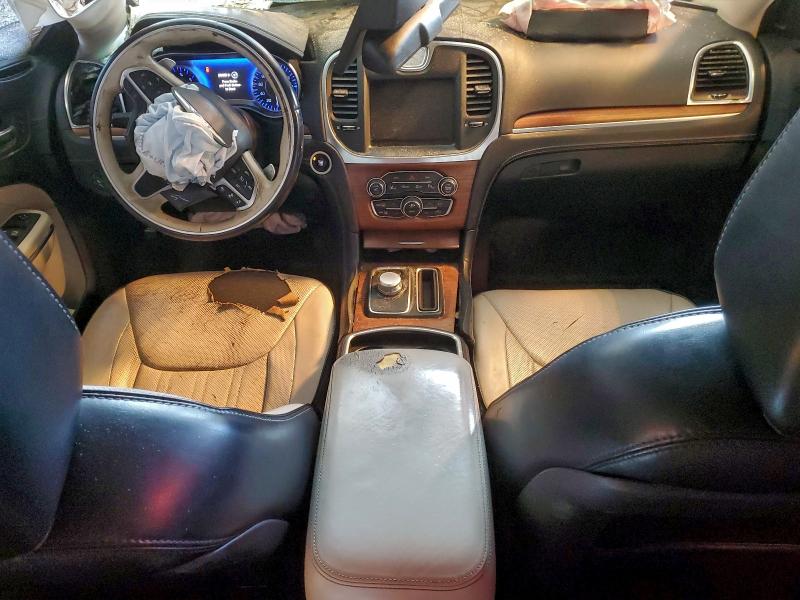 Photo 8 from auction – 2015 CHRYSLER 300C PLATI with VIN 2C3CCAPT5FH846191