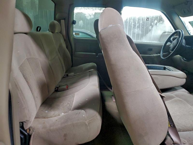 Photo 10 from auction – 2001 CHEVROLET SILVERADO with VIN 2GCEK19T211396585