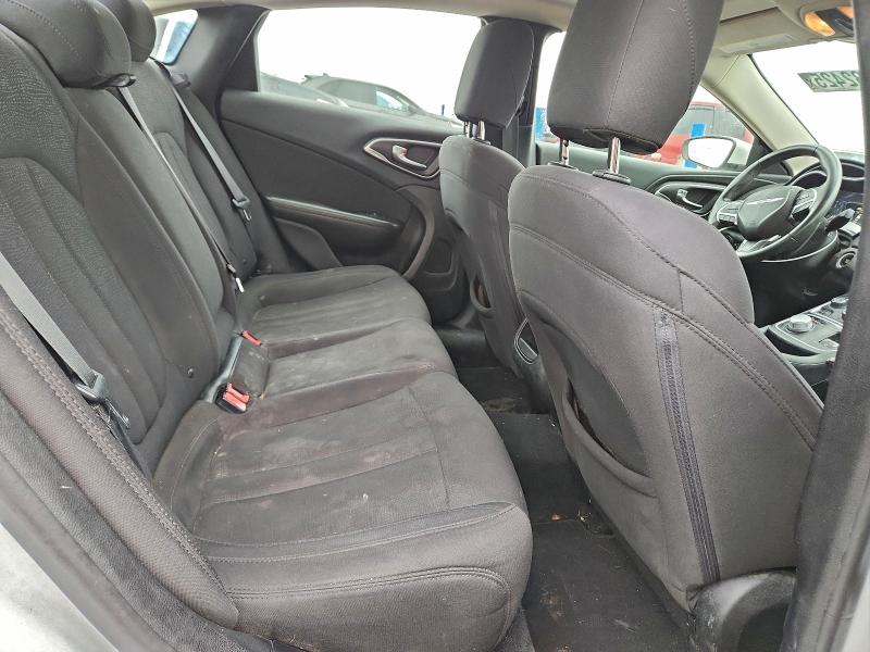Photo 10 from auction – 2015 CHRYSLER 200 LIMITE with VIN 1C3CCCAB6FN609972