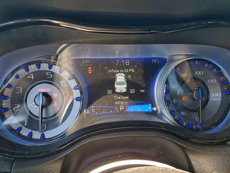 Photo 9 from auction – 2019 CHRYSLER 300 S with VIN 2C3CCABG8KH573302