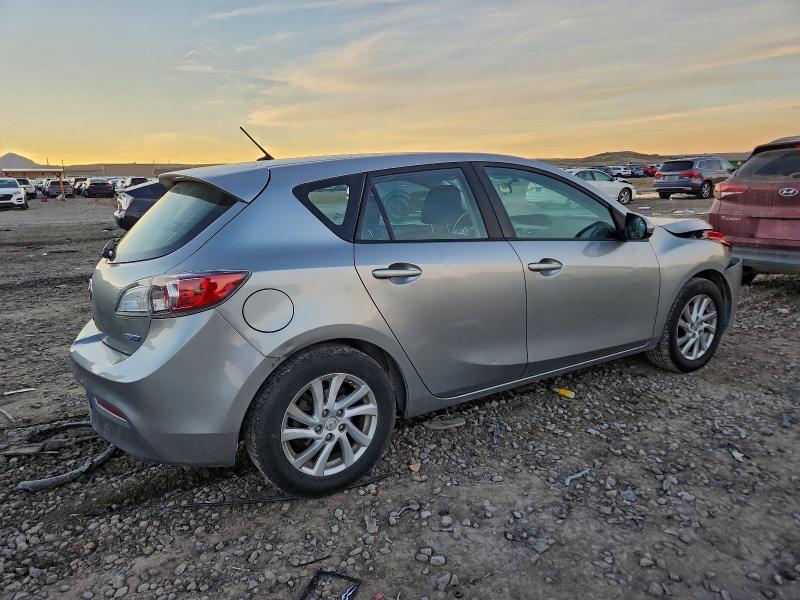 Photo 3 from auction – 2012 MAZDA 3 I with VIN JM1BL1L77C1625914