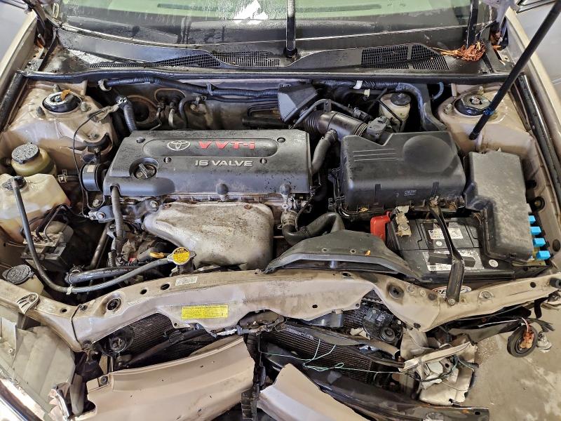 Photo 11 from auction – 2004 TOYOTA CAMRY LE with VIN 4T1BE30K74U925057