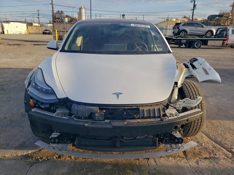 Photo 5 from auction – 2019 TESLA MODEL 3 with VIN 5YJ3E1EA3KF476687