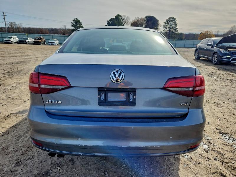 Photo 6 from auction – 2017 VOLKSWAGEN JETTA S with VIN 3VW2B7AJ9HM318398