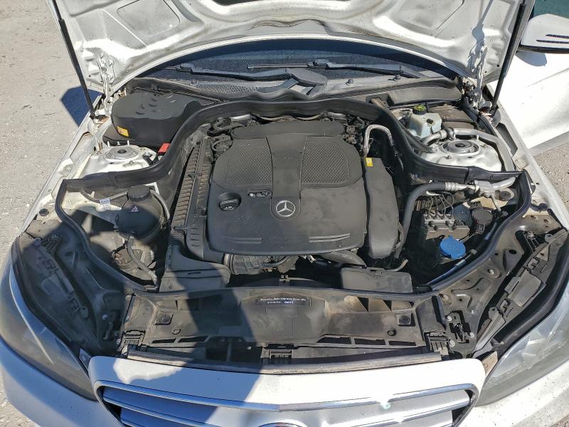 Photo 11 from auction – 2015 MERCEDES-BENZ E 350 with VIN WDDHF5KB5FB096739