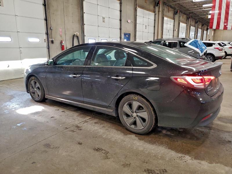 Photo 2 from auction – 2016 HYUNDAI SONATA HYB with VIN KMHE34L1XGA032110