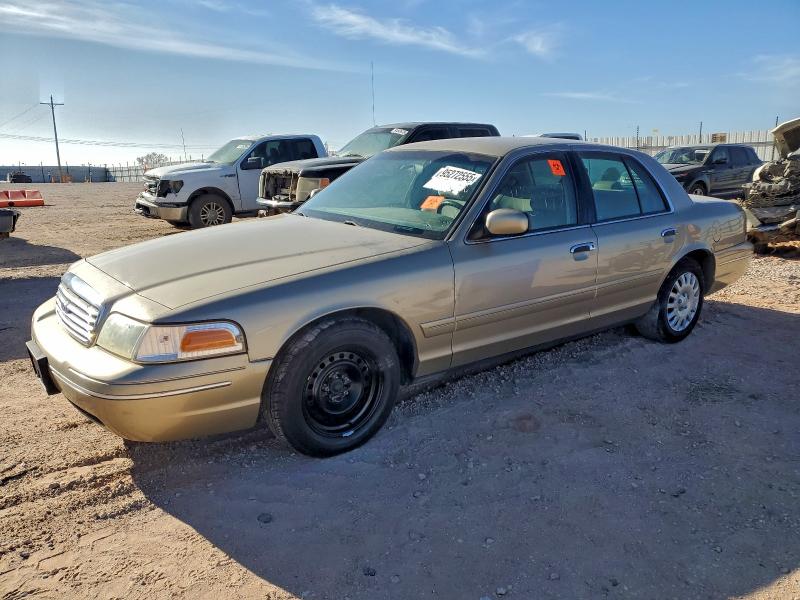 FORD CROWN VICT 1999 with VIN 2FAFP73W4XX136437 - Photo from auction