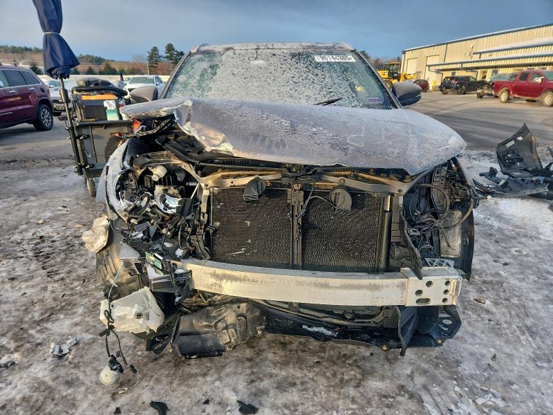 Photo 5 from auction – 2017 TOYOTA HIGHLANDER with VIN 5TDDZRFH9HS378495