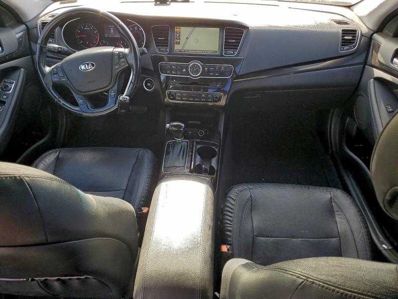 Photo 8 from auction – 2015 KIA CADENZA PR with VIN KNALN4D75F5196832