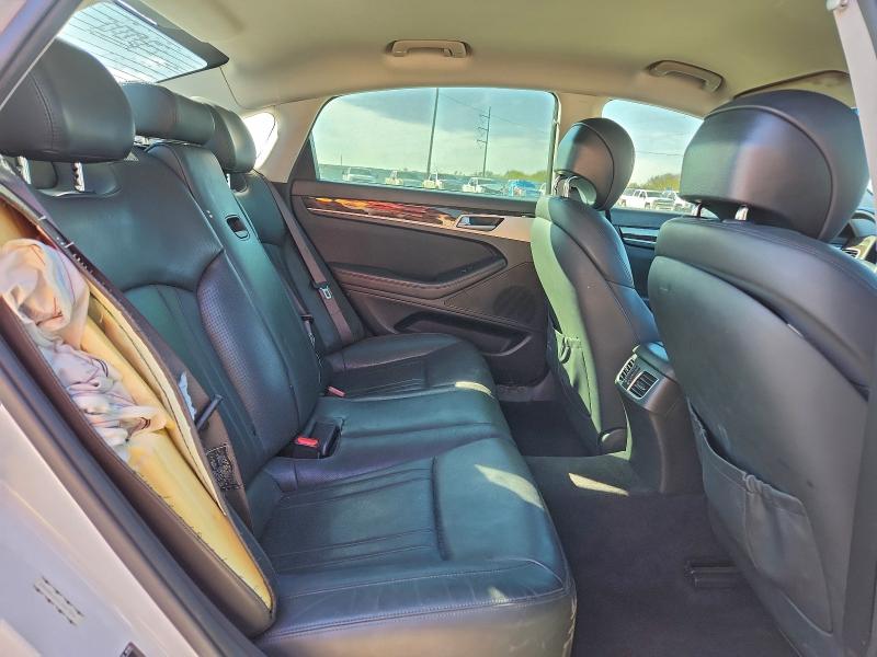 Photo 10 from auction – 2018 GENESIS G80 BASE with VIN KMHGN4JE3JU227044