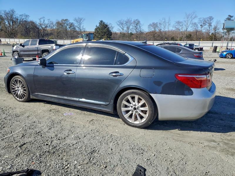 Photo 2 from auction – 2010 LEXUS LS 460 with VIN JTHBL5EF5A5097242
